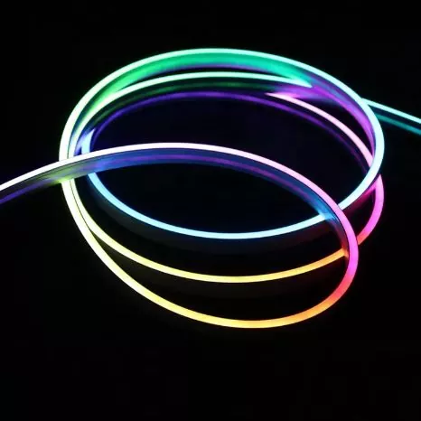 هل يمكن تثبيت مصابيح LED في الخارج؟