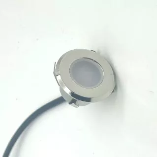 ما الذي يضع هذه الأضواء LED المقاومة للماء القوارب البحرية لكل سفينة؟
